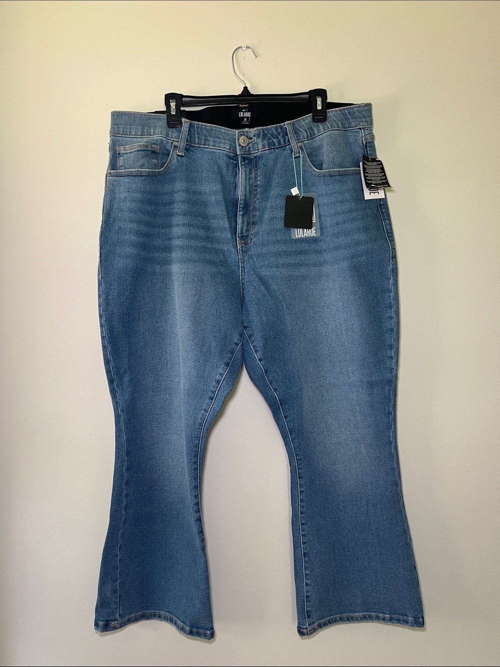 LuLaRoe Women’s Light-Mid Wash Flared Jeans - Blue